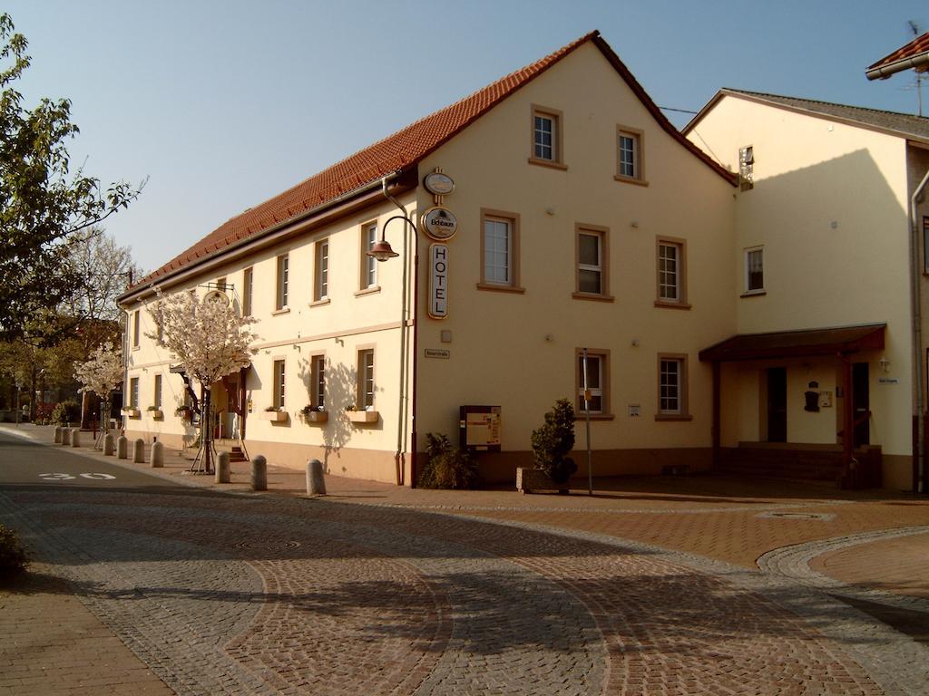 Gensingen Garni Zum Adler酒店 外观 照片